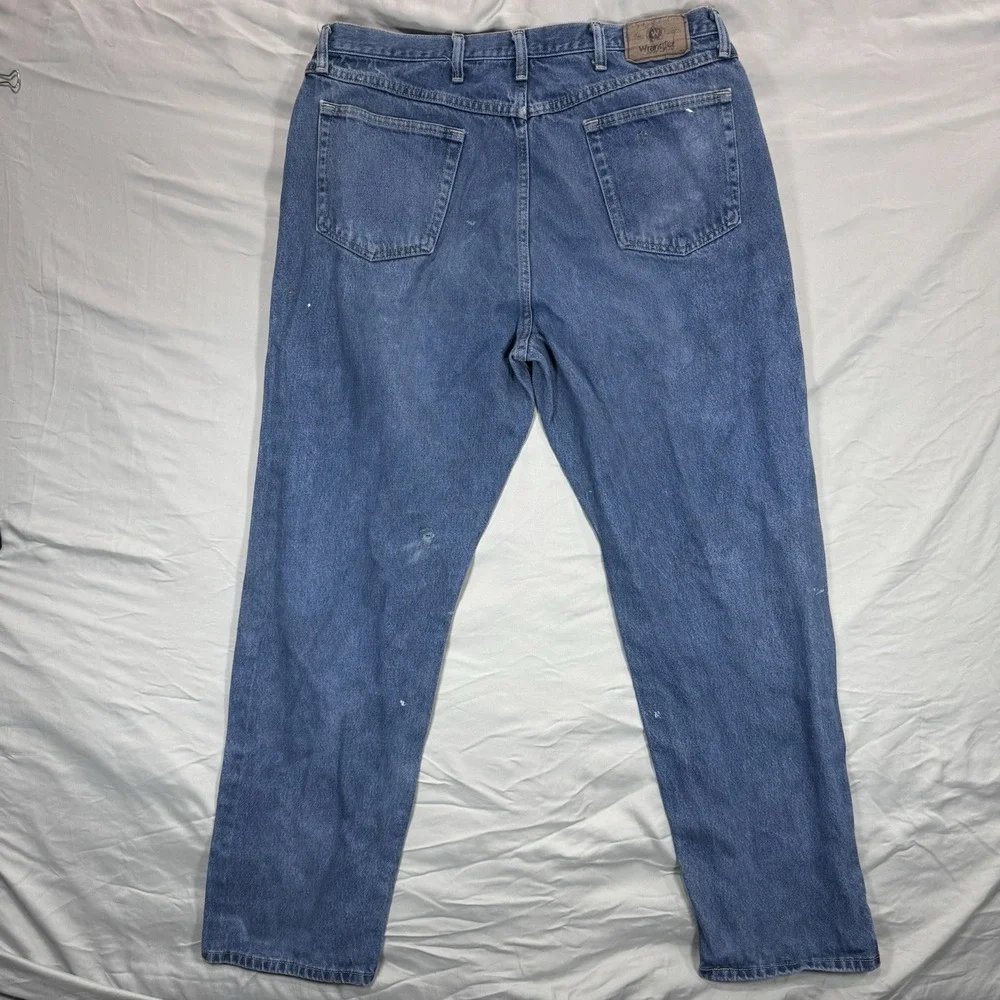 Men's Wrangler Jeans 40x32 (36x32) Relaxed Fit Blue Denim Premium Quality Cowboy